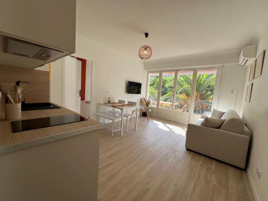 Magnifique T2 Proche Mer Et Ville Refait A Neuf Avec Terrasse Menton Extérieur photo