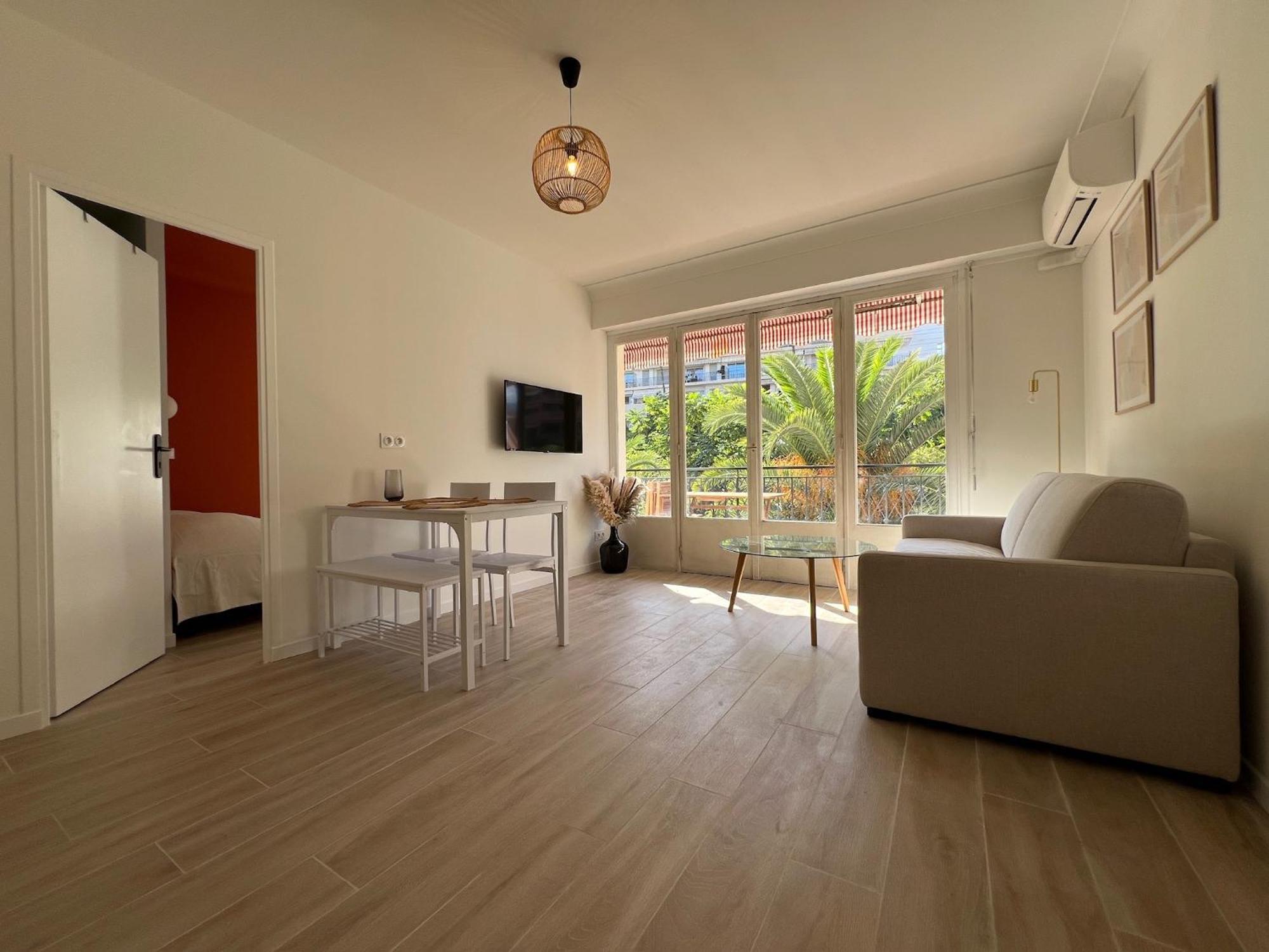 Magnifique T2 Proche Mer Et Ville Refait A Neuf Avec Terrasse Menton Extérieur photo